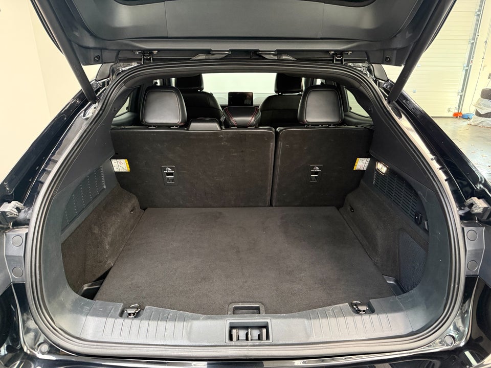 Ford Mustang Mach-E 68 Standard Range AWD 5d