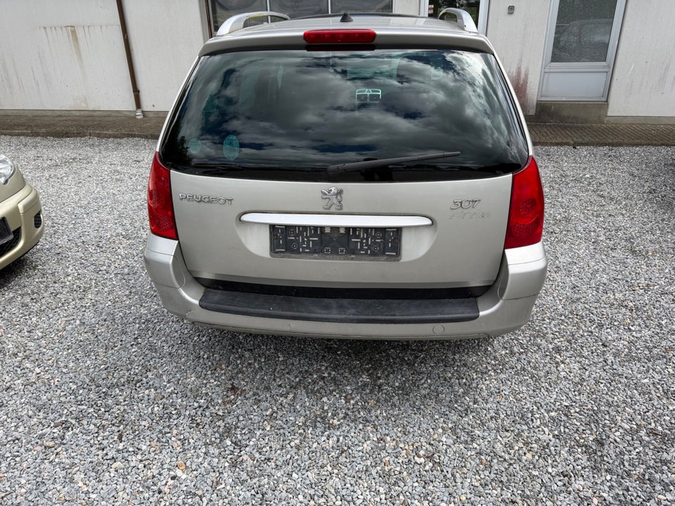 Peugeot 307 1,6 HDi 90 Airvan 5d