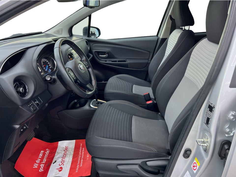 Toyota Yaris 1,5 Hybrid H3 Smart e-CVT 5d