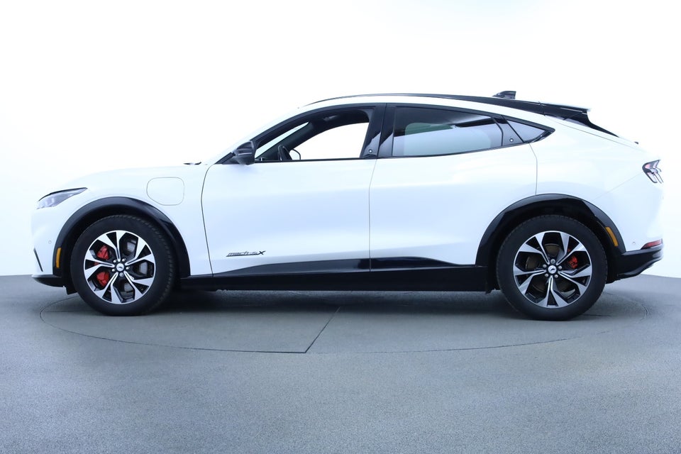 Ford Mustang Mach-E 91 Extended Range AWD 5d