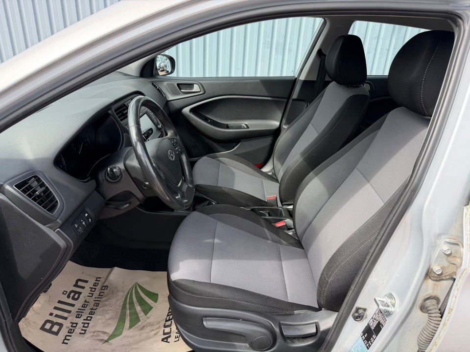 Hyundai i20 1,25 Vision 5d