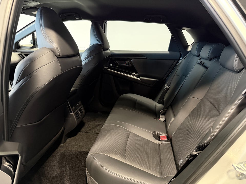 Toyota bZ4X Executive 5d
