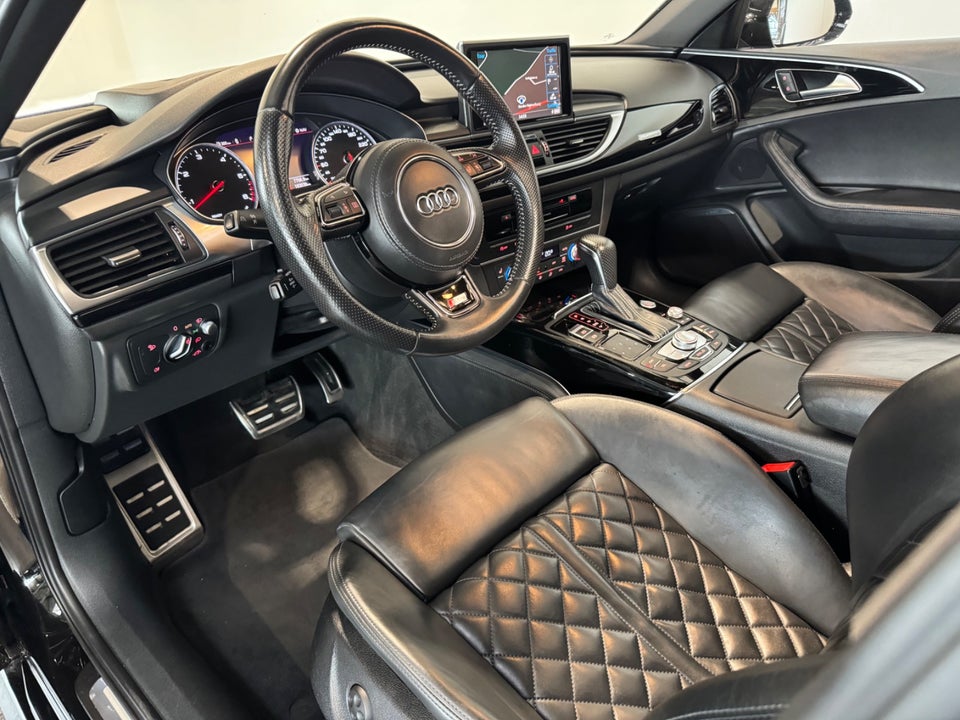 Audi A6 3,0 TDi 326 S-line Competition Avant quattro Tiptr. 5d