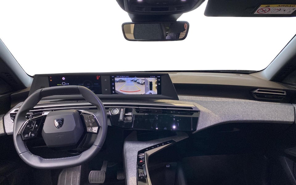 Peugeot e-5008 77 Allure 7prs 5d