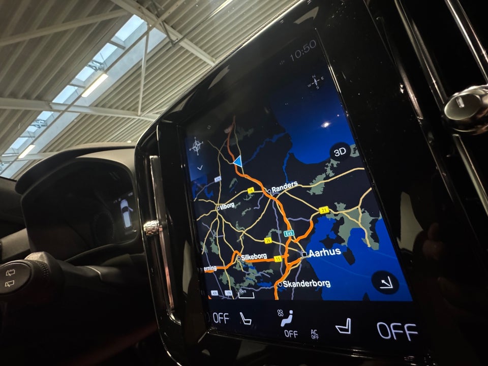 Volvo XC40 1,5 T5 ReCharge Inscription aut. 5d