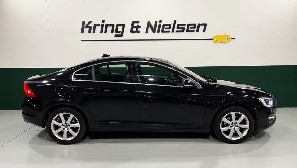 Volvo S60 2,0 D3 150 Momentum 4d