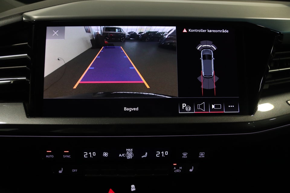 Audi Q4 e-tron 40 S-line 5d