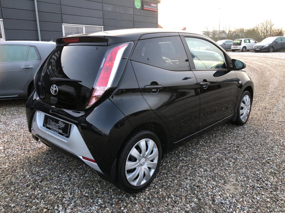 Toyota Aygo 1,0 VVT-i x-cellence 5d