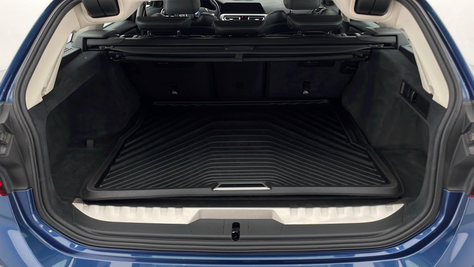 BMW 330e 2,0 Touring Sport Line aut. 5d