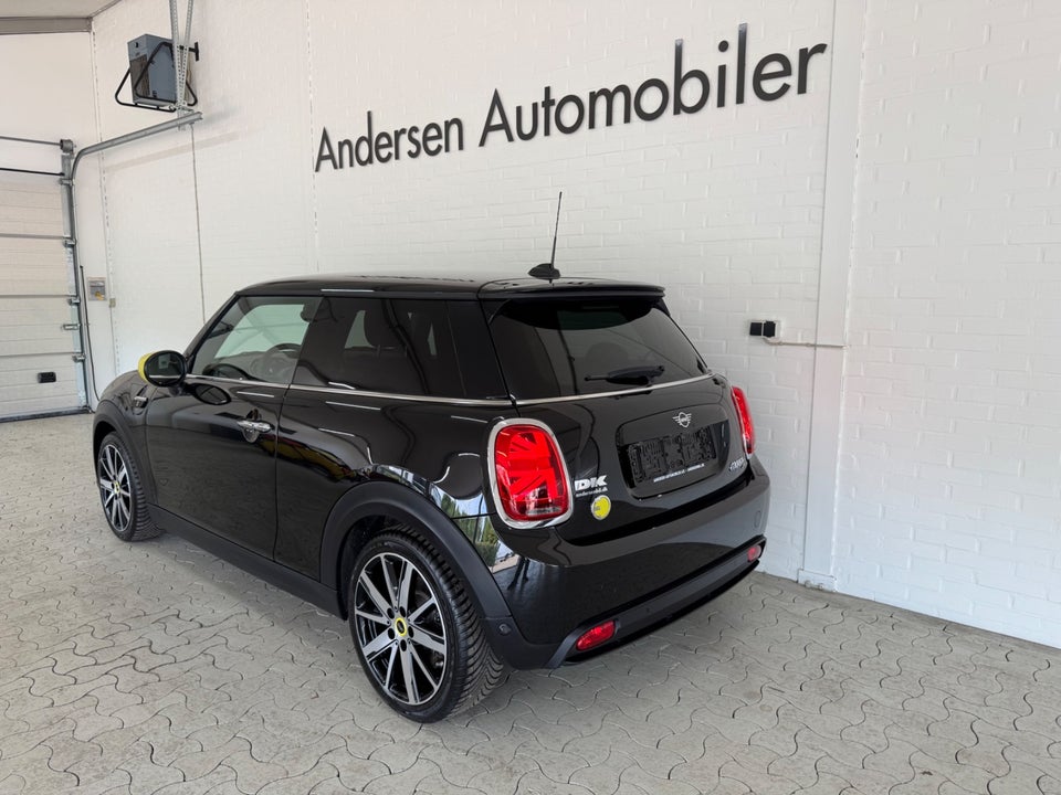 MINI Cooper SE Classic Trim 3d