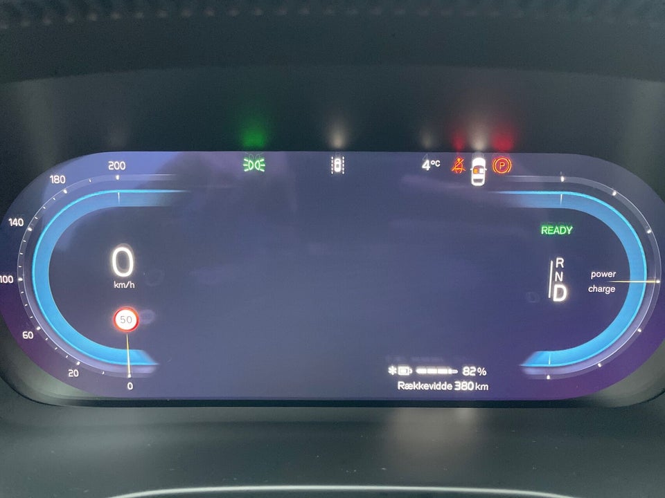 Volvo EC40 Extended Range Plus 5d