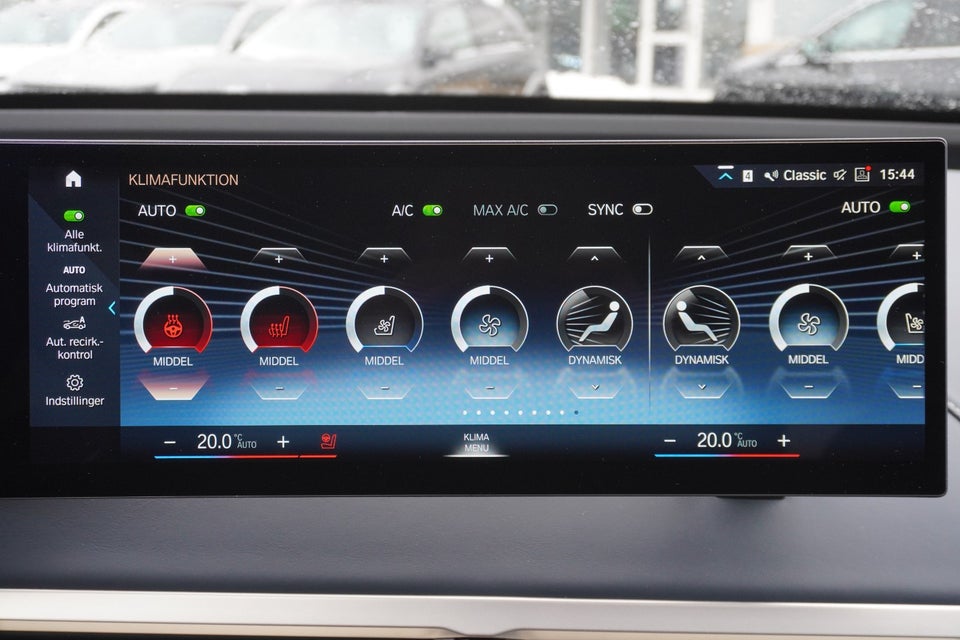 BMW iX xDrive40 M-Sport 5d