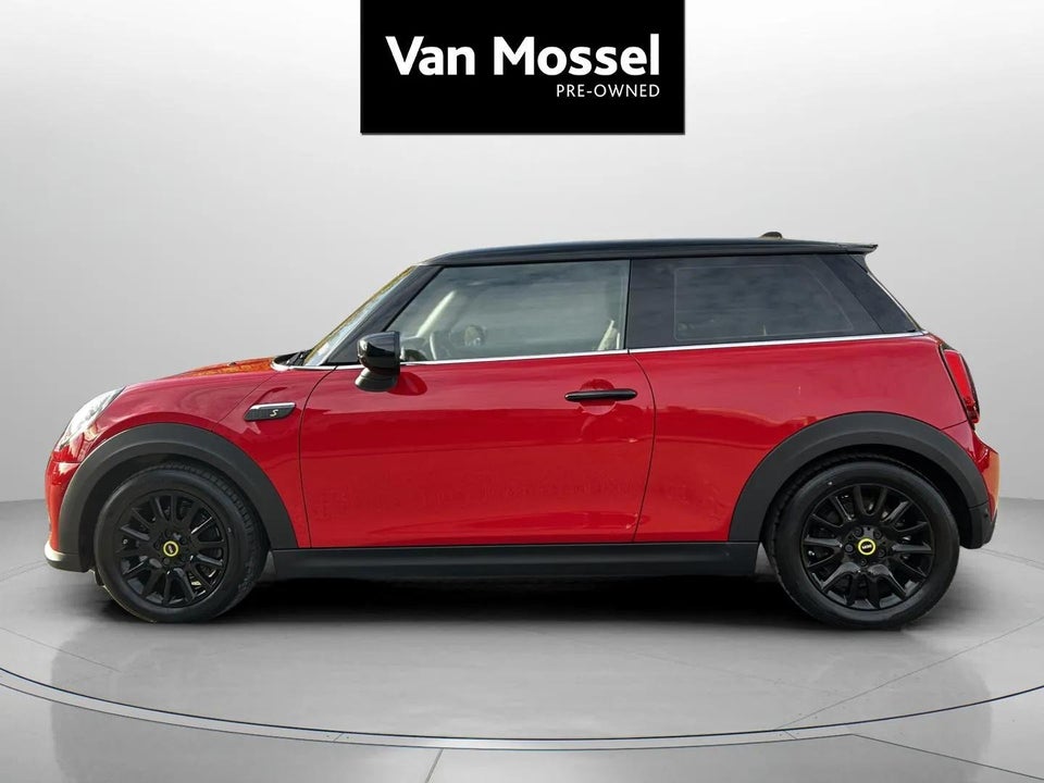 MINI Cooper SE Classic Trim 3d