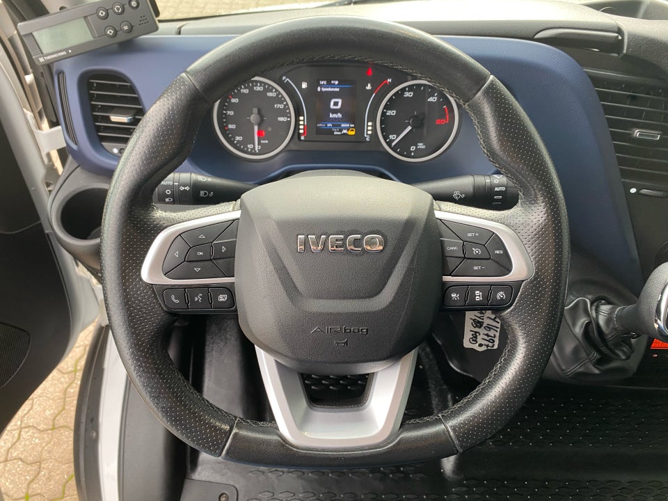 Iveco Daily 2,3 35S16 12m³ Kølevogn AG8