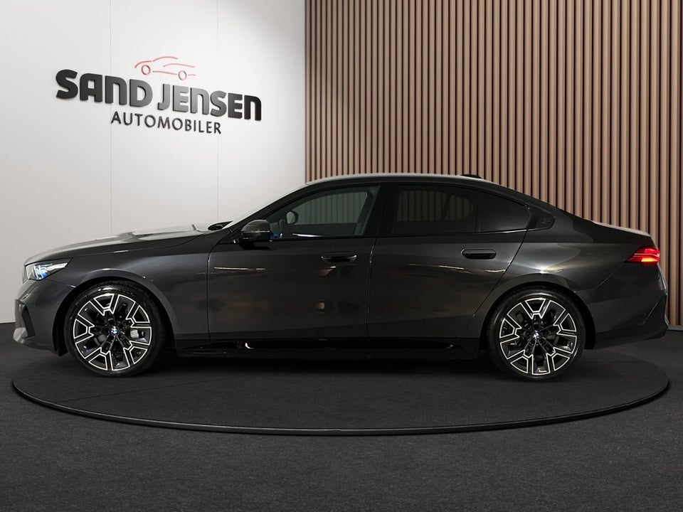 BMW i5 eDrive40 M-Sport 4d