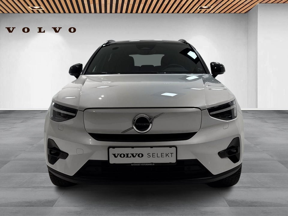 Volvo XC40 ReCharge Extended Range Plus 5d