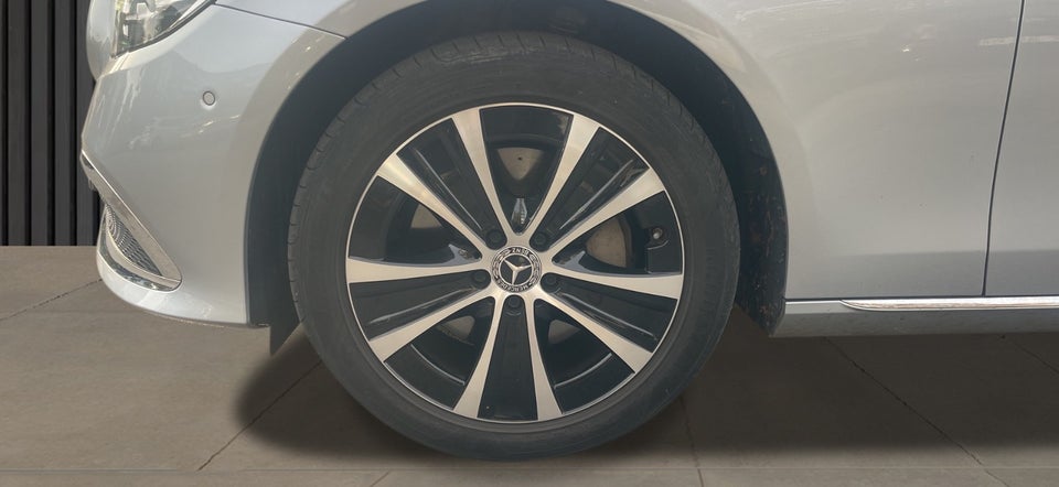 Mercedes E300 de 2,0 Exclusive aut. 4d