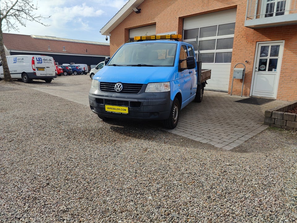 VW Transporter 2,5 TDi 130 Db.Kab m/lad 4d