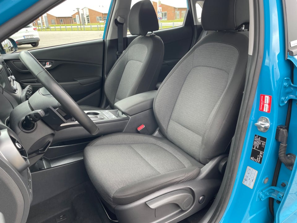 Hyundai Kona 39 EV Essential 5d