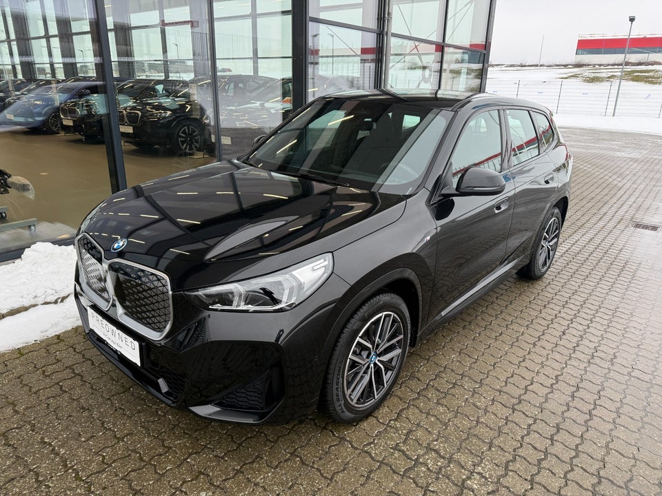BMW iX1 eDrive20 M-Sport 5d