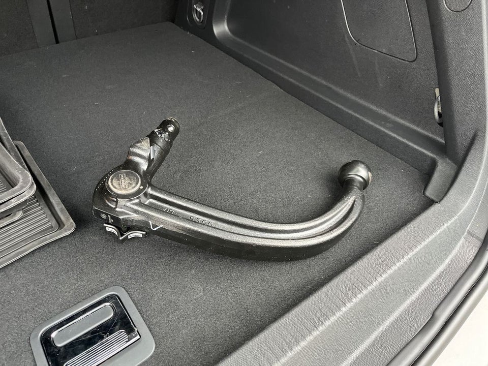 Citroën C5 Aircross 1,6 Hybrid Feel EAT8 5d