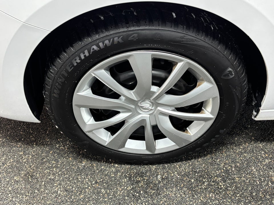 Opel Corsa 1,2 Blanc 5d