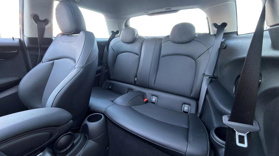 MINI Cooper SE Edition Premium Plus 3d