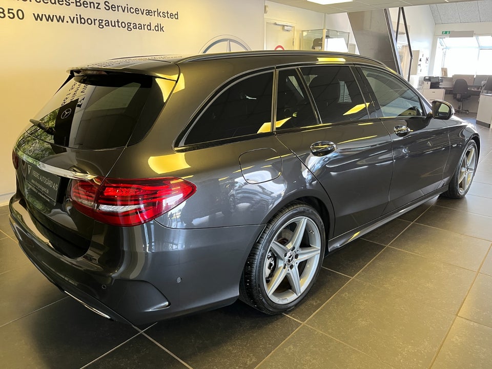 Mercedes C220 d 2,0 AMG Line Night Edition stc. aut. 5d