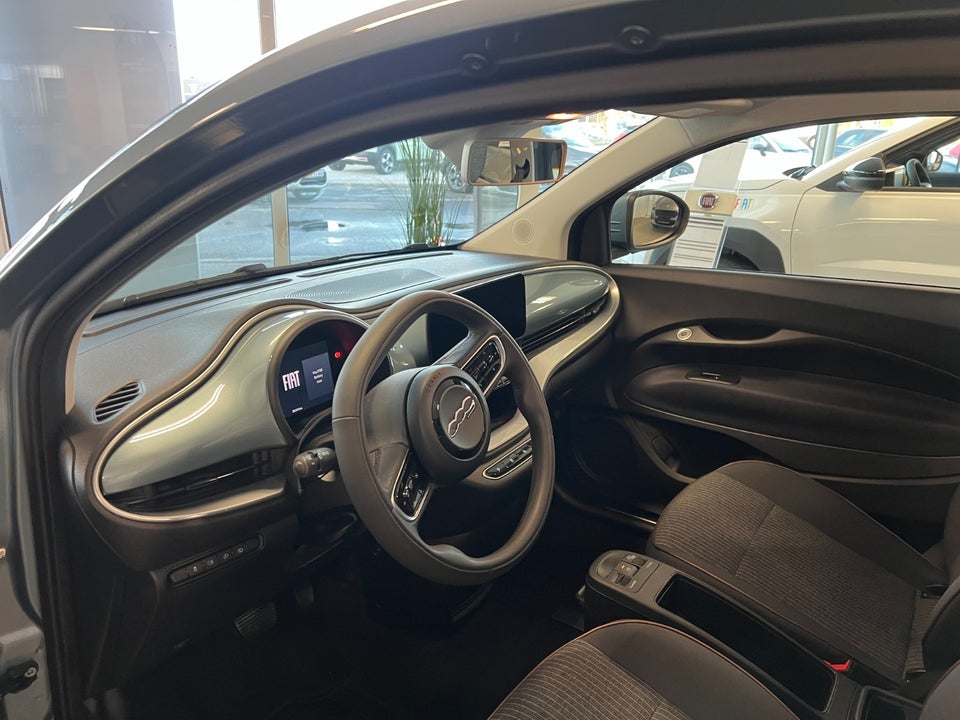 Fiat 500e 42 Icon Pack Cabrio 2d