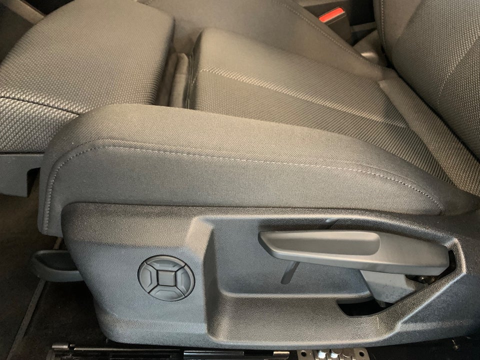 Audi Q4 e-tron 45 Progress 5d