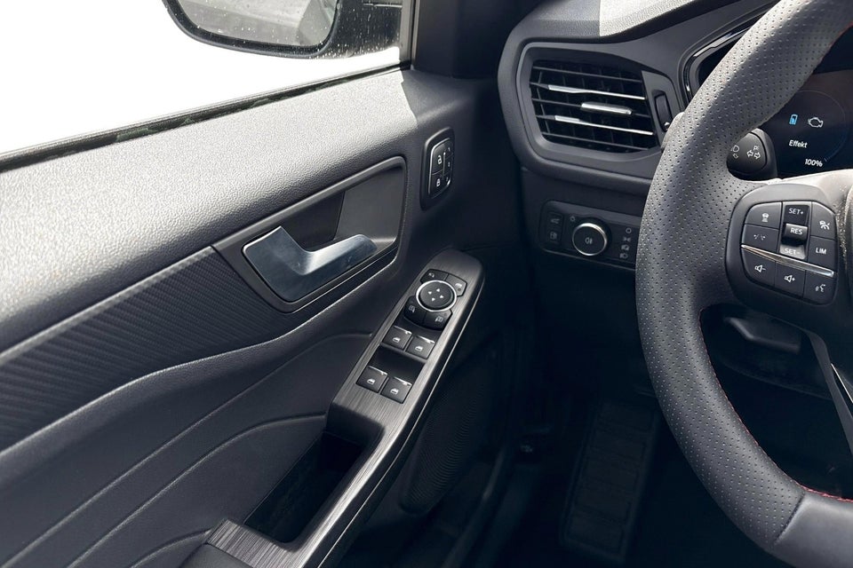 Ford Kuga 2,5 PHEV ST-Line X CVT 5d