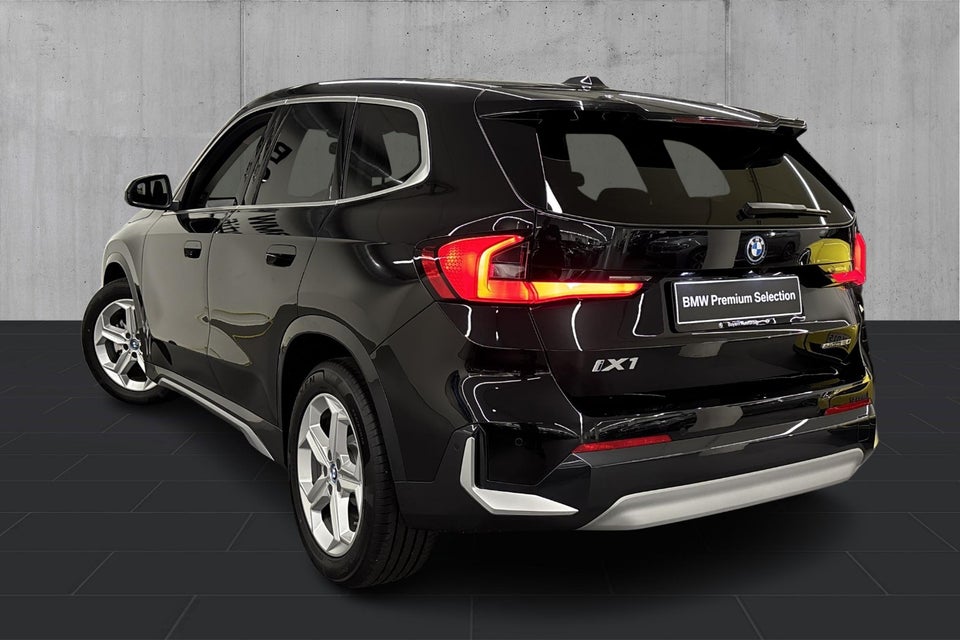 BMW iX1 eDrive20 X-Line 5d