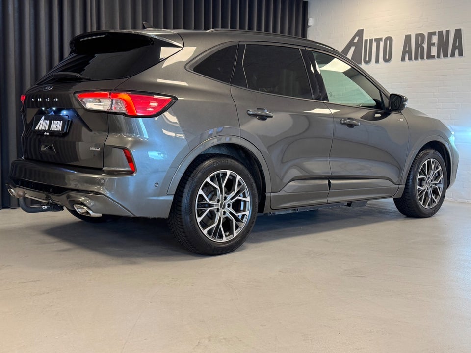 Ford Kuga 2,5 PHEV ST-Line CVT 5d