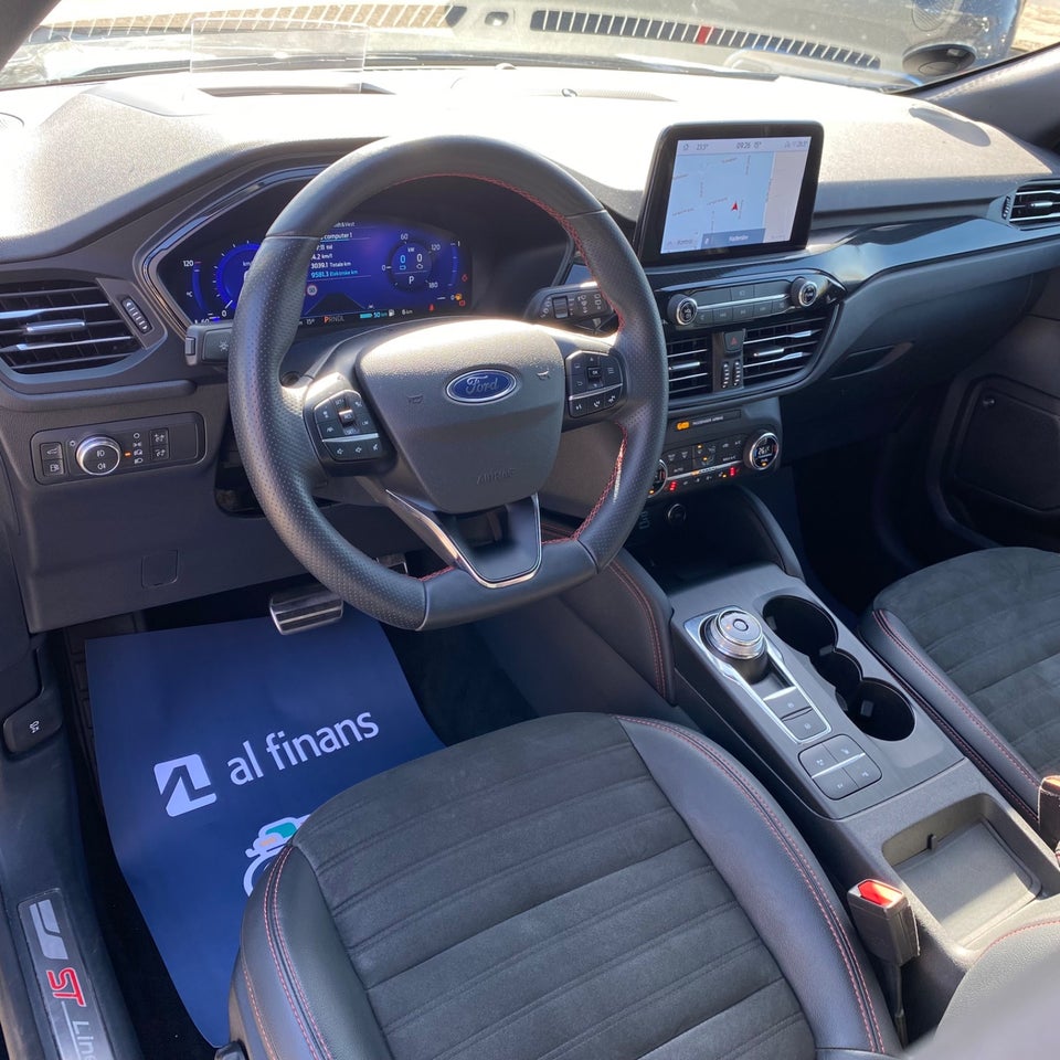 Ford Kuga 2,5 PHEV ST-Line X CVT 5d