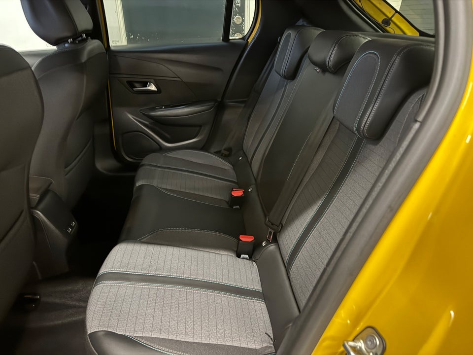 Peugeot e-208 50 Allure 5d