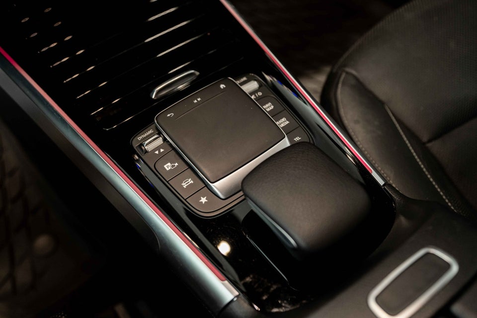 Mercedes EQB350 AMG Line 4Matic 7prs 5d