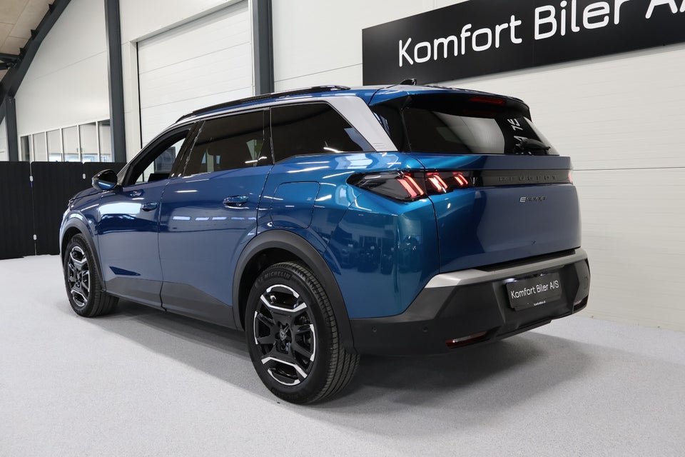 Peugeot e-5008 77 Allure Pack 7prs 5d