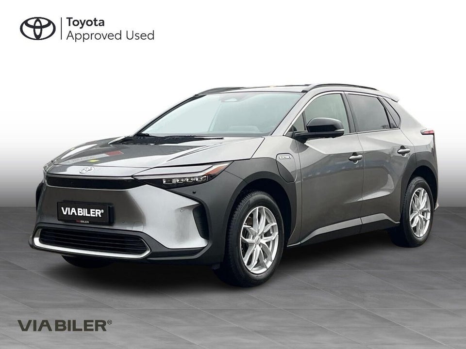 Toyota bZ4X Executive AWD 5d