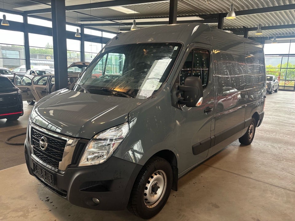 Nissan Interstar 2,3 dCi 180 L2H2 N-Connecta Van