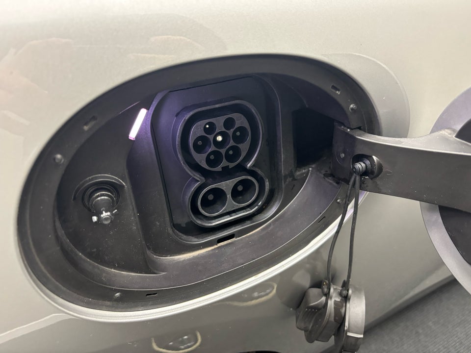 MINI Cooper SE Essential Trim XS 3d