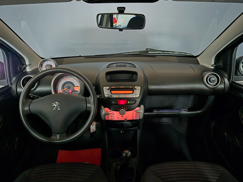 Peugeot 107 1,0 Champion Air 5d