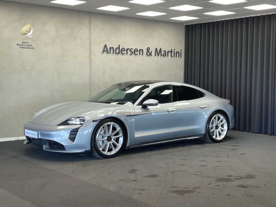 Porsche Taycan Turbo Performance+  4d