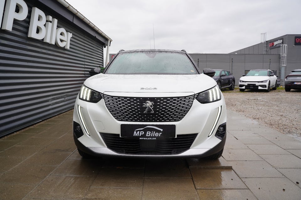 Peugeot e-2008 50 GT 5d