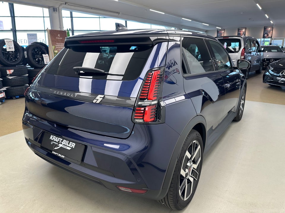 Renault 5 E-Tech 40 Techno 5d