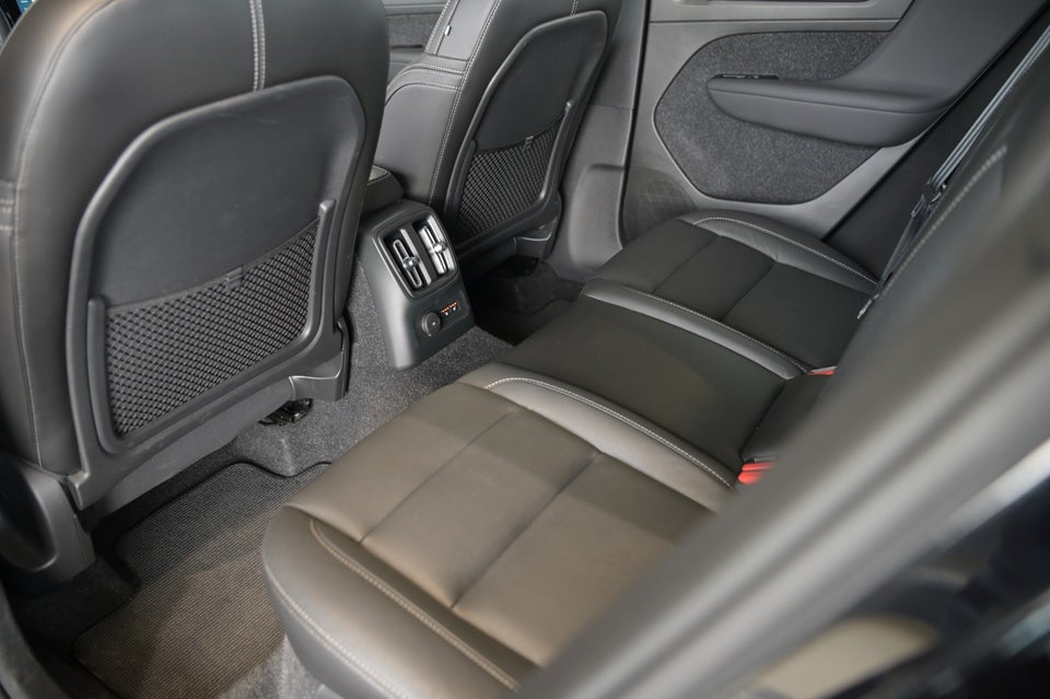 Volvo XC40 1,5 T5 ReCharge Inscription aut. 5d