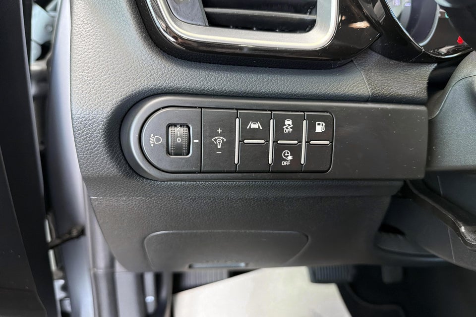 Kia Ceed 1,6 PHEV Prestige SW DCT 5d