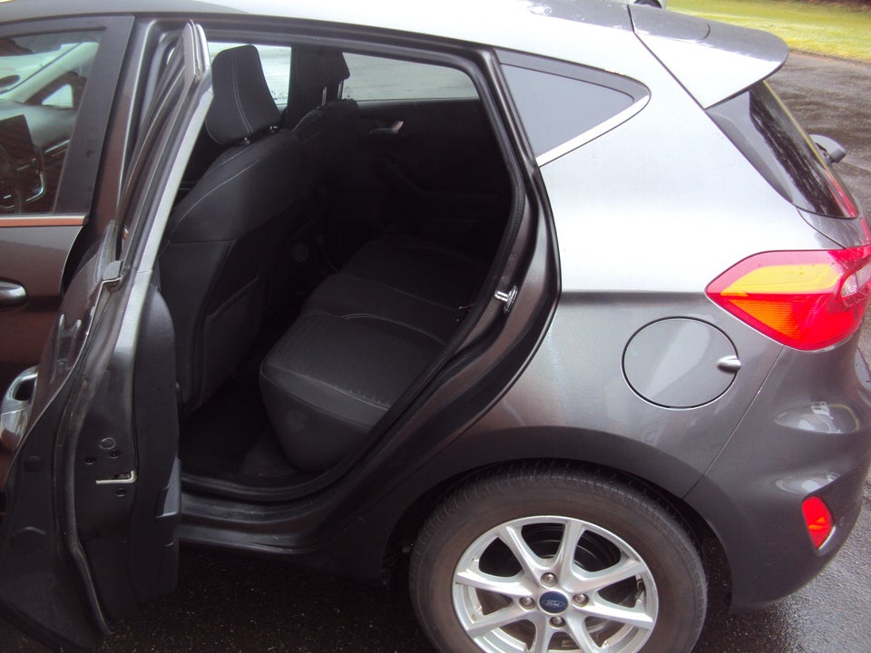 Ford Fiesta 1,0 EcoBoost Titanium 5d