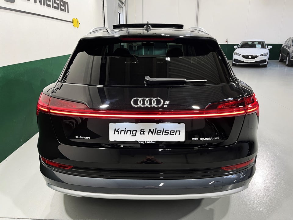 Audi e-tron 55 Advanced quattro 5d