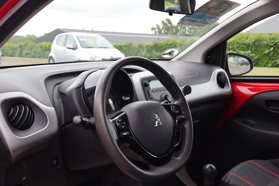 Peugeot 108 1,0 e-VTi 69 Allure 5d