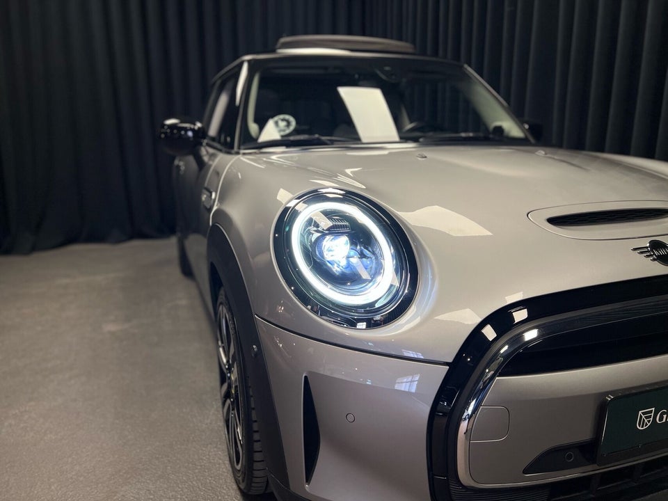 MINI Cooper SE Edition Premium Plus 3d